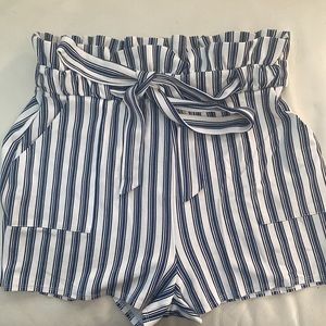 Women's Express Shorts Size Small